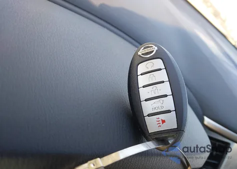 2016 Nissan Pathfinder Platinum из США, поврежденный, VIN 5N1AR2MM5GC622553